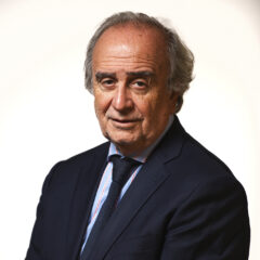 Gast&oacute;n Gomez